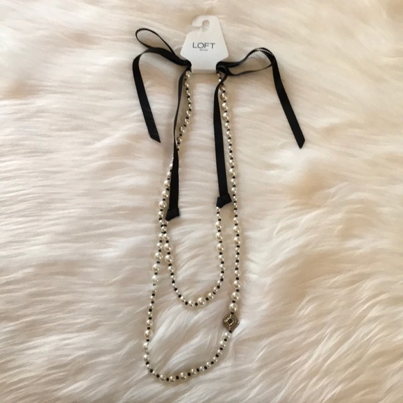LOFT Jewelry - Loft Outlet Black and Pearl Necklace